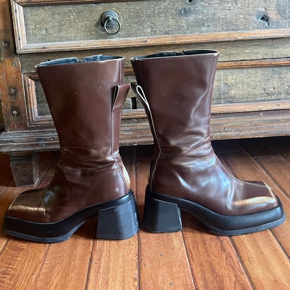 Cassia Platform Boot by Miista - Picture 5 of 10